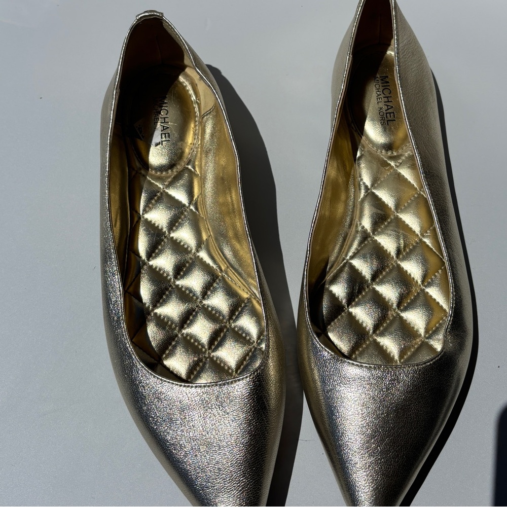 Michael Kors Metallic Gold Flats 9.5 leather ballet shoes - Picture 3 of 9